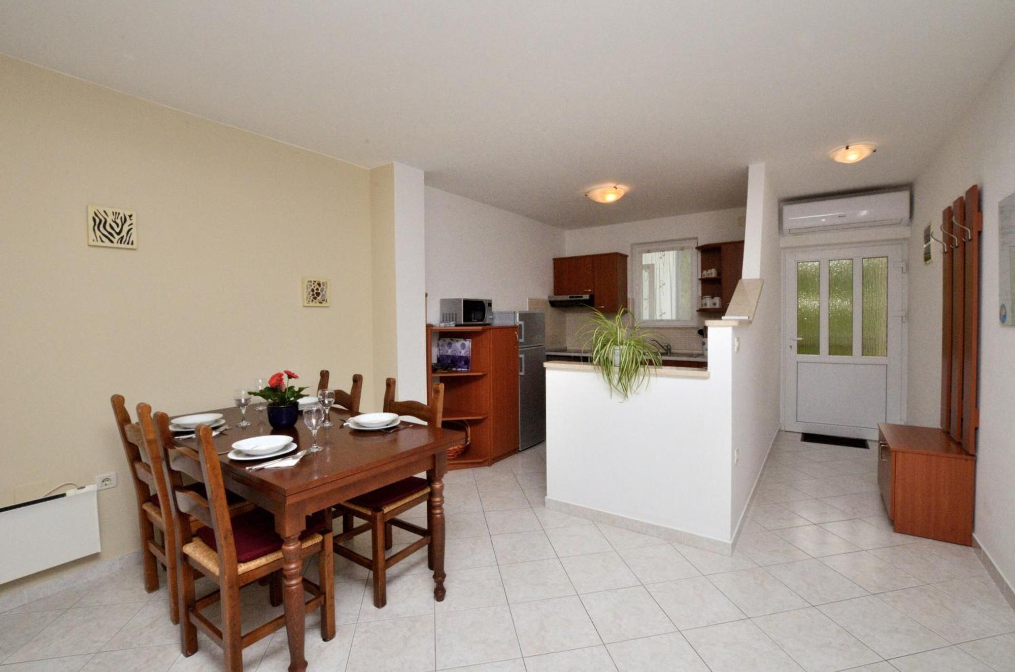 Apartments Marijana อิตชิชี ภายนอก รูปภาพ